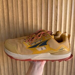 ALTRA Lone Peak 7 Trail Running Shoes